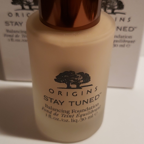 ORIGINS *19 FAIR* Stay Tuned Balancing Foundation - Picture 2 of 3
